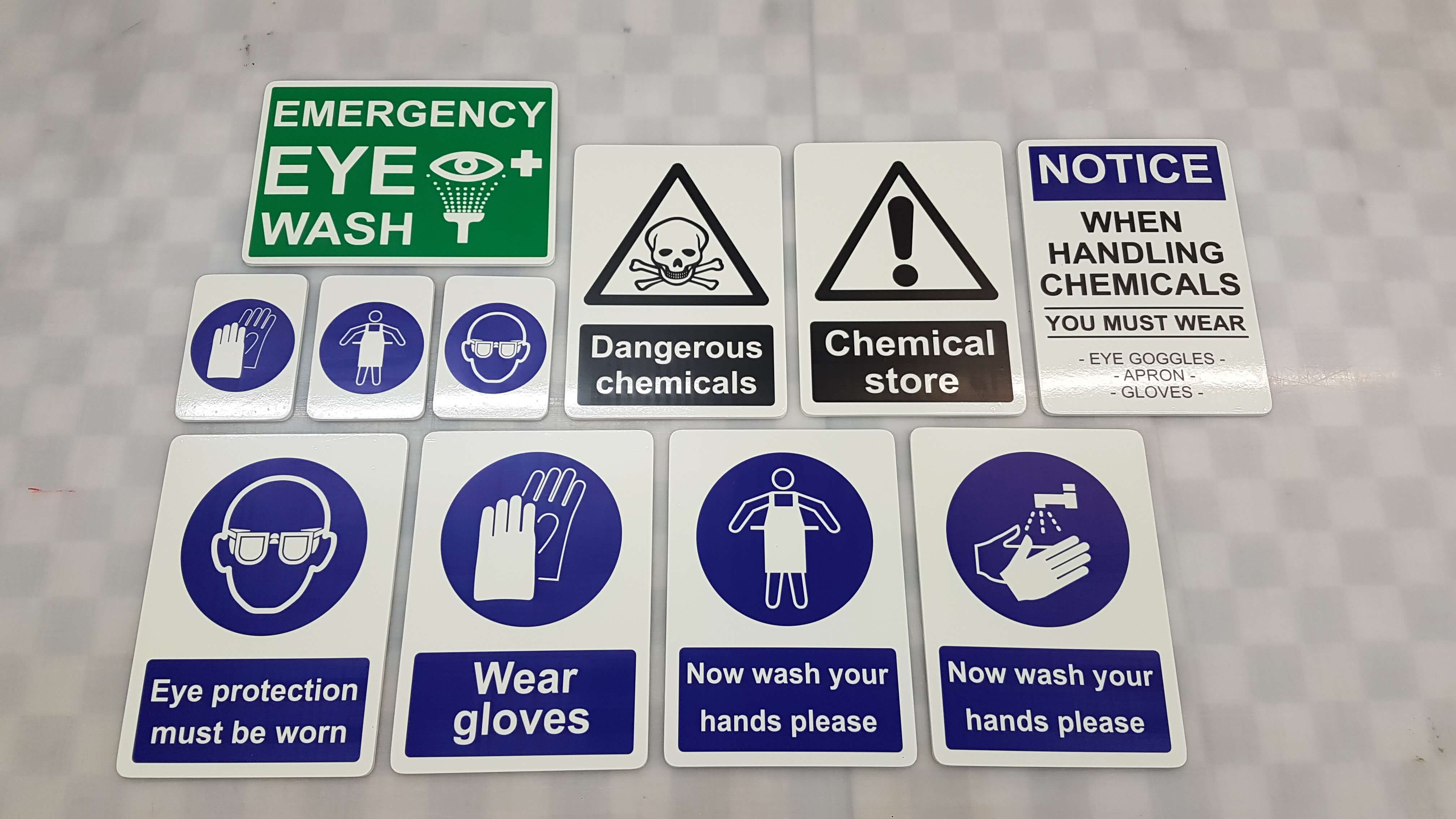 Soanes Signs of Norwich - Site, Health & Safety Signs - Work Example 26